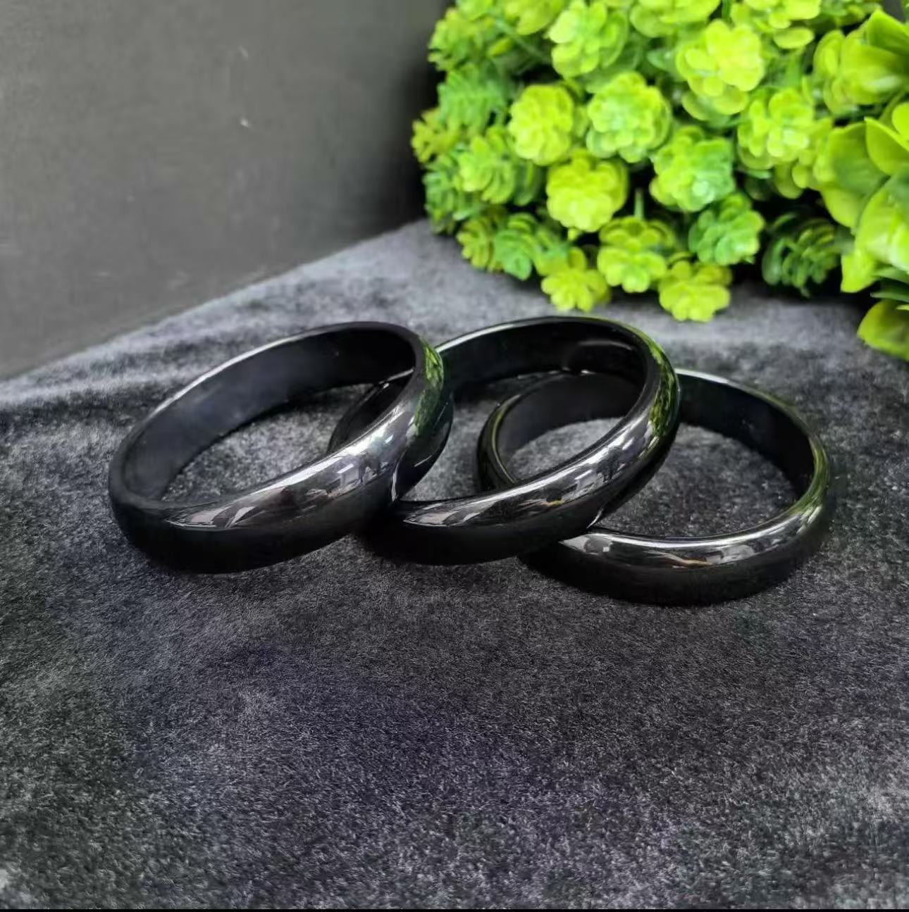 S7357玄青黑苓芝玛瑙手镯-多样性发货只发一件