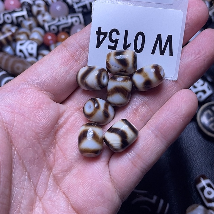 玛瑙/玉髓颈饰未镶嵌微瑕