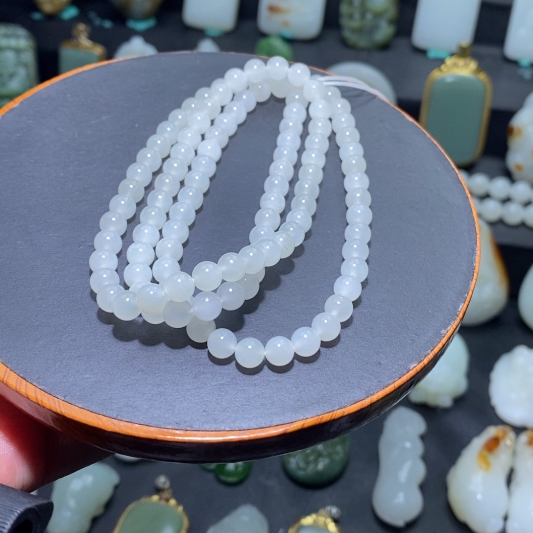 和田玉卡6天泰未镶嵌