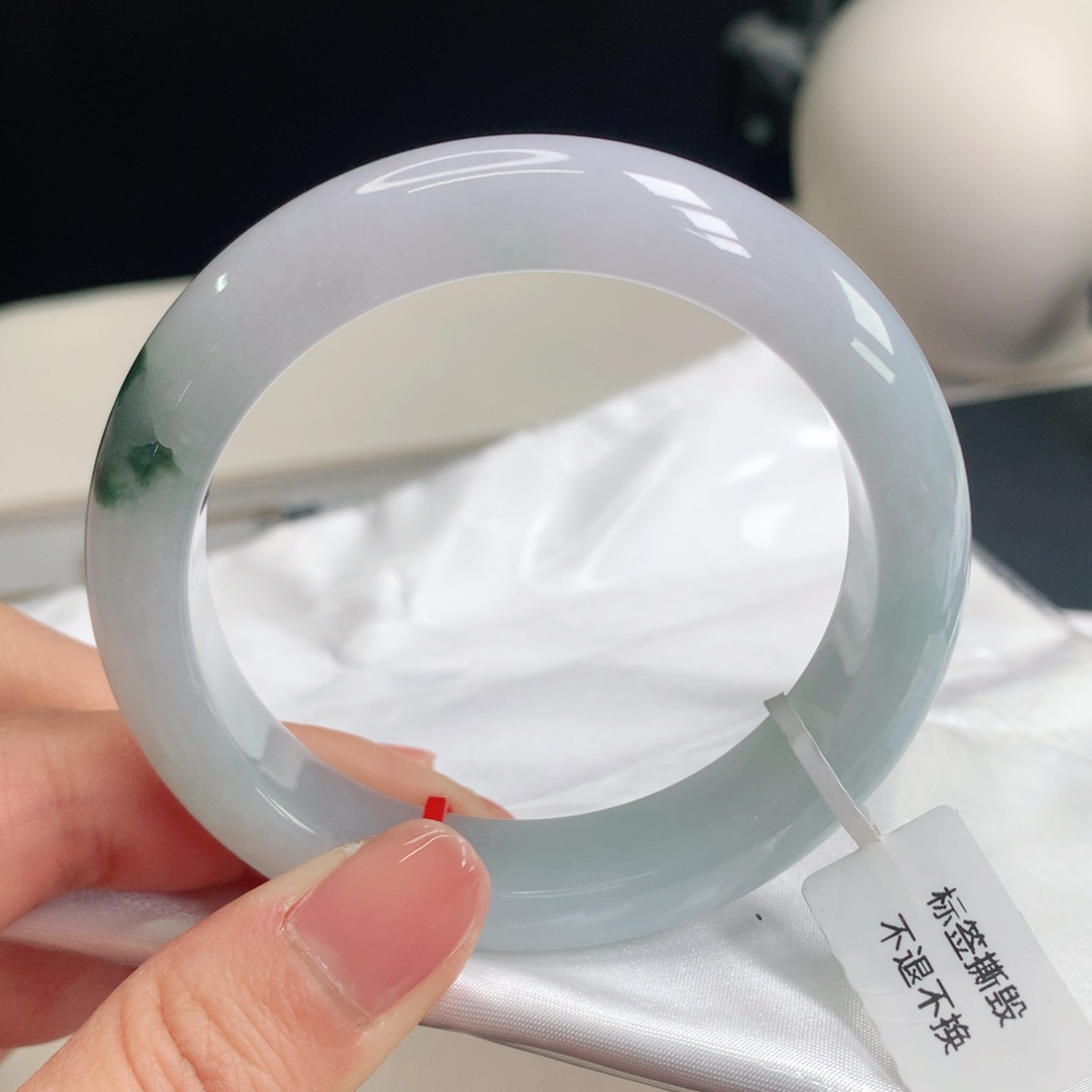 翡翠手镯未镶嵌54冰糯 飘花