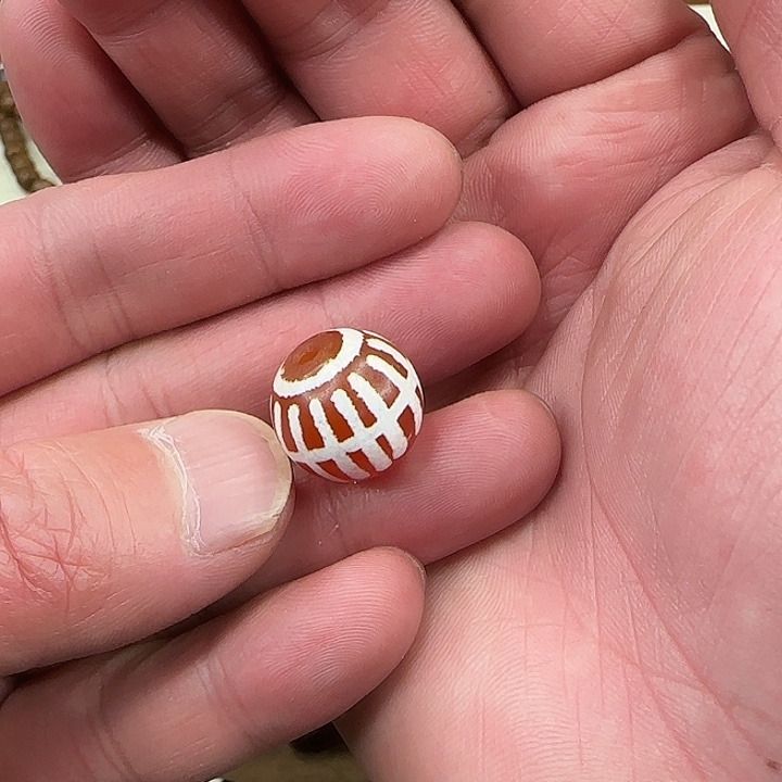 玛瑙/玉髓颈饰未镶嵌唐***年