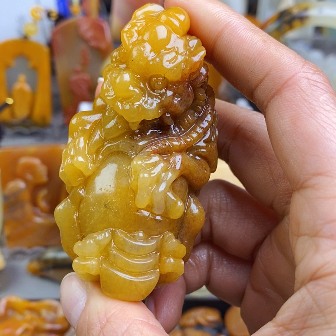 石英质玉颈饰未镶嵌