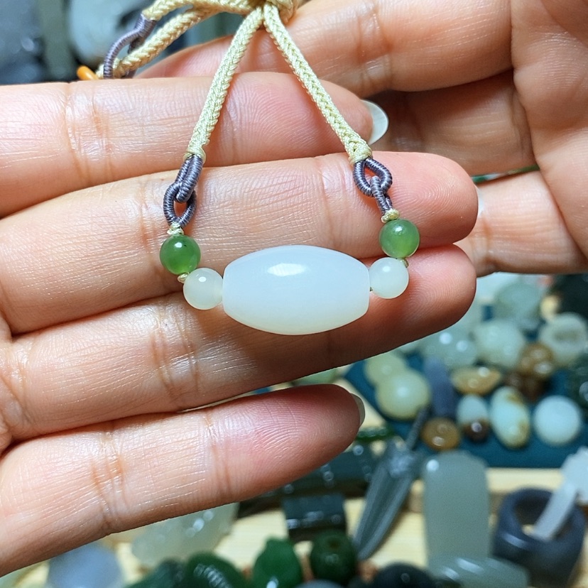 【闪购商品】和田玉未镶嵌颈饰