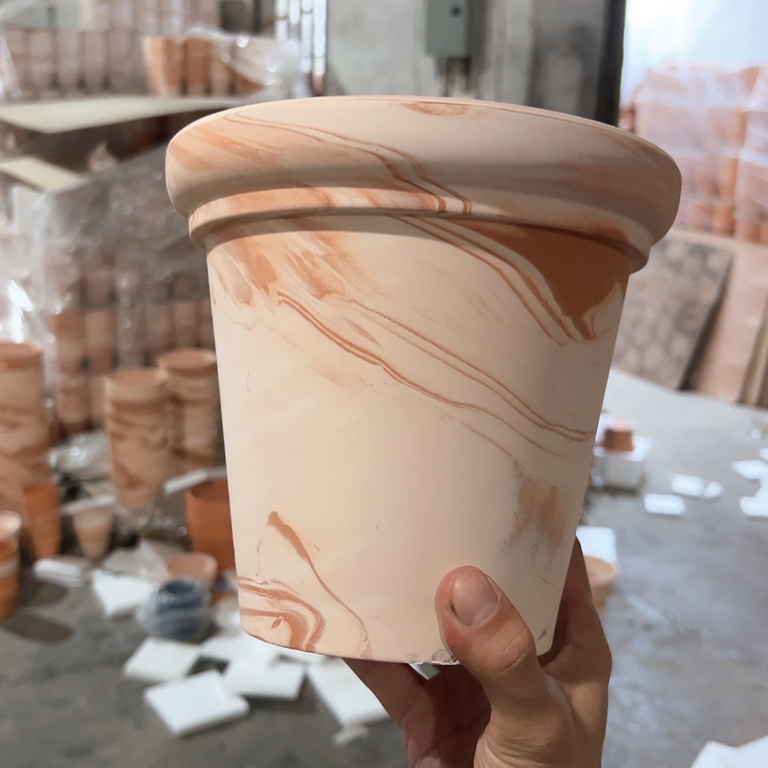 【闪购商品】红陶玛奇朵19口18高1个【微瑕】