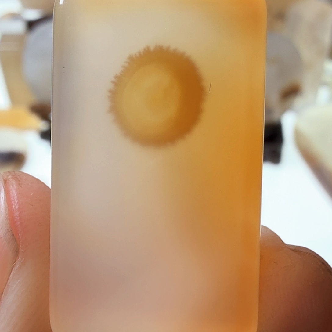 玛瑙/玉髓未镶嵌珠宝半成品