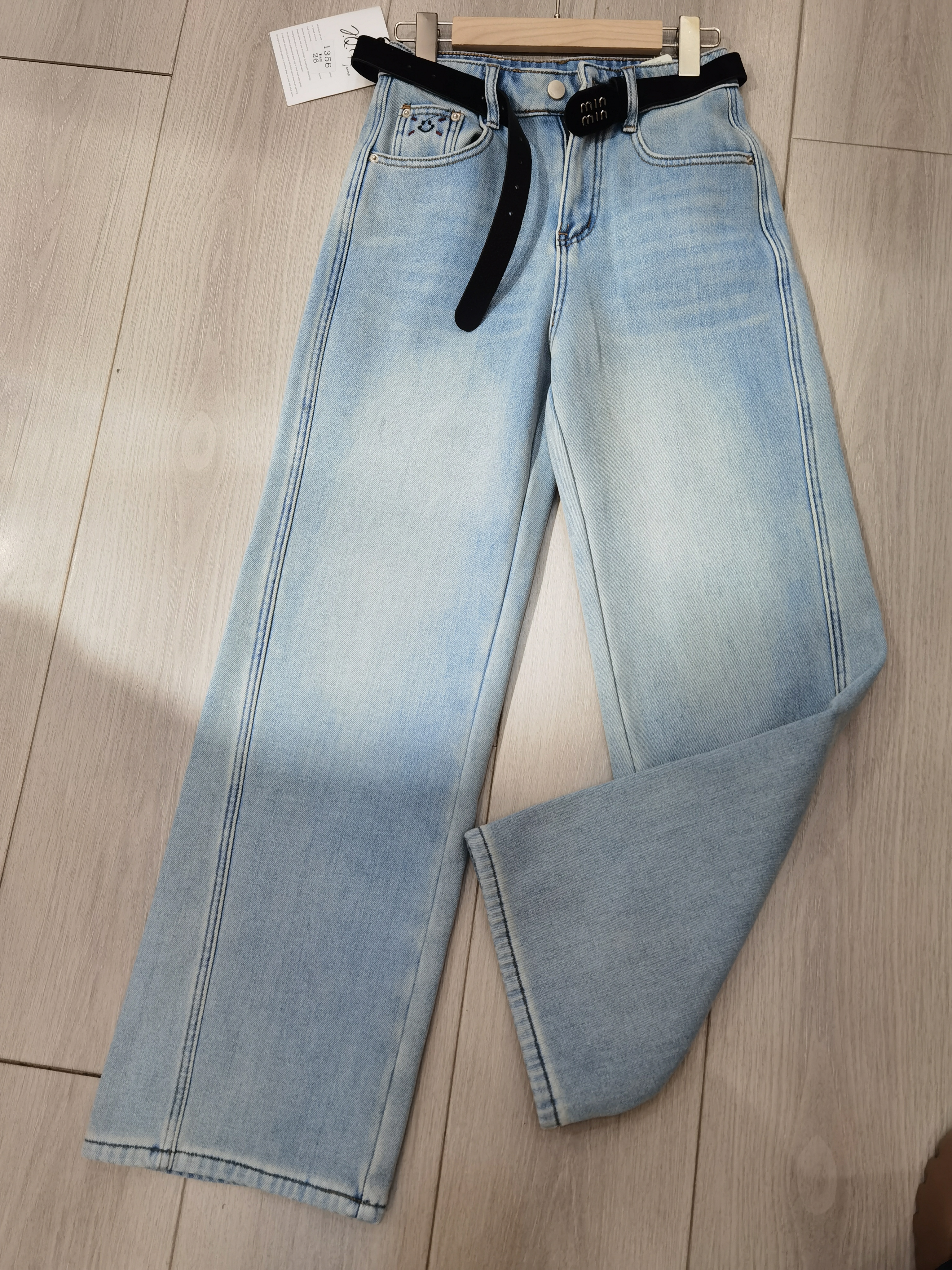 窄版加绒牛仔直筒裤