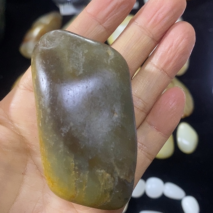 未镶嵌和田玉（糖玉）挂件