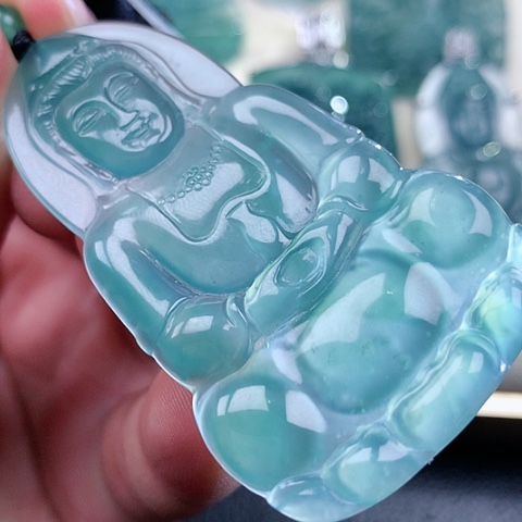 【闪购商品】翡翠颈饰未镶嵌天然翡翠