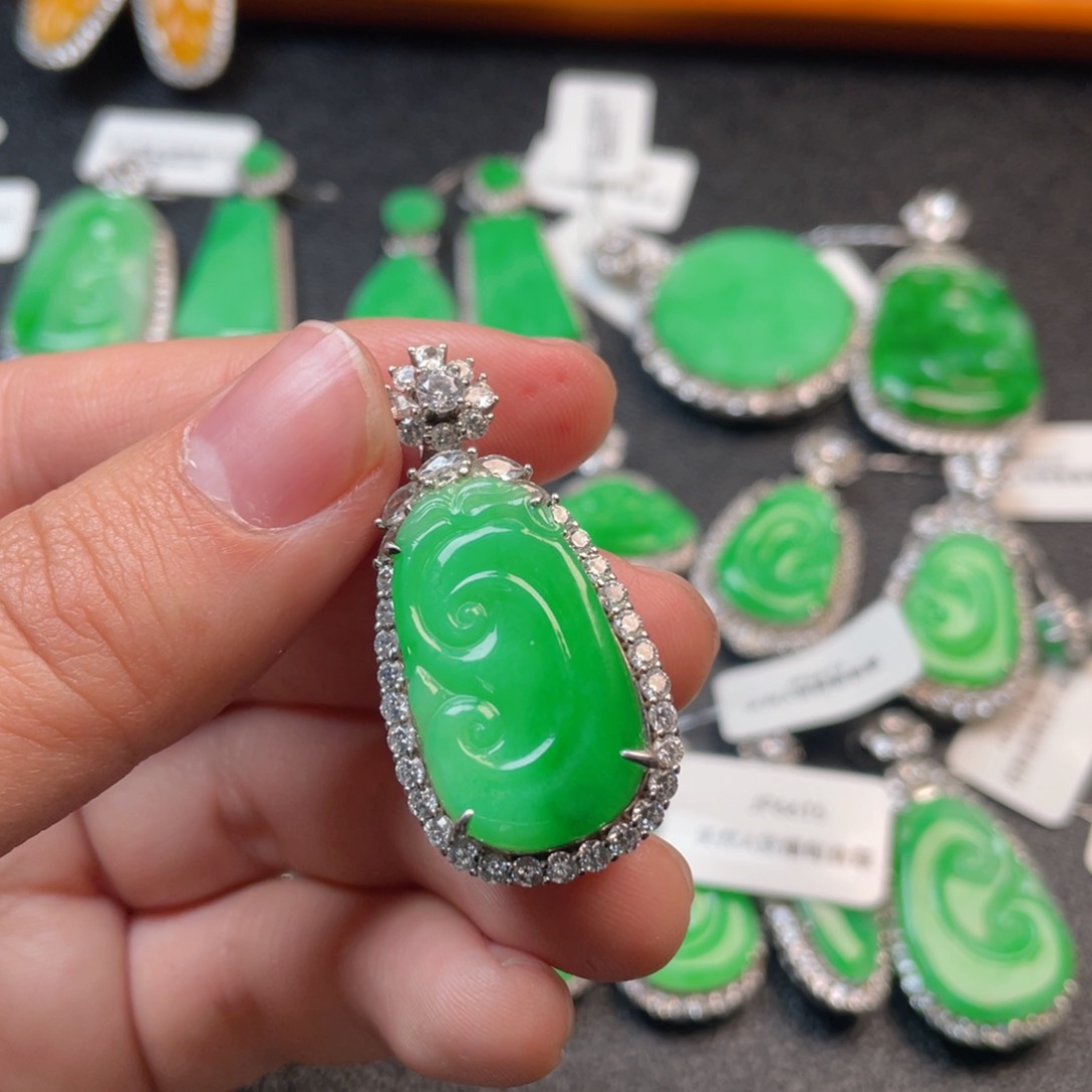 翡翠吊坠(不含链)银S925镶嵌