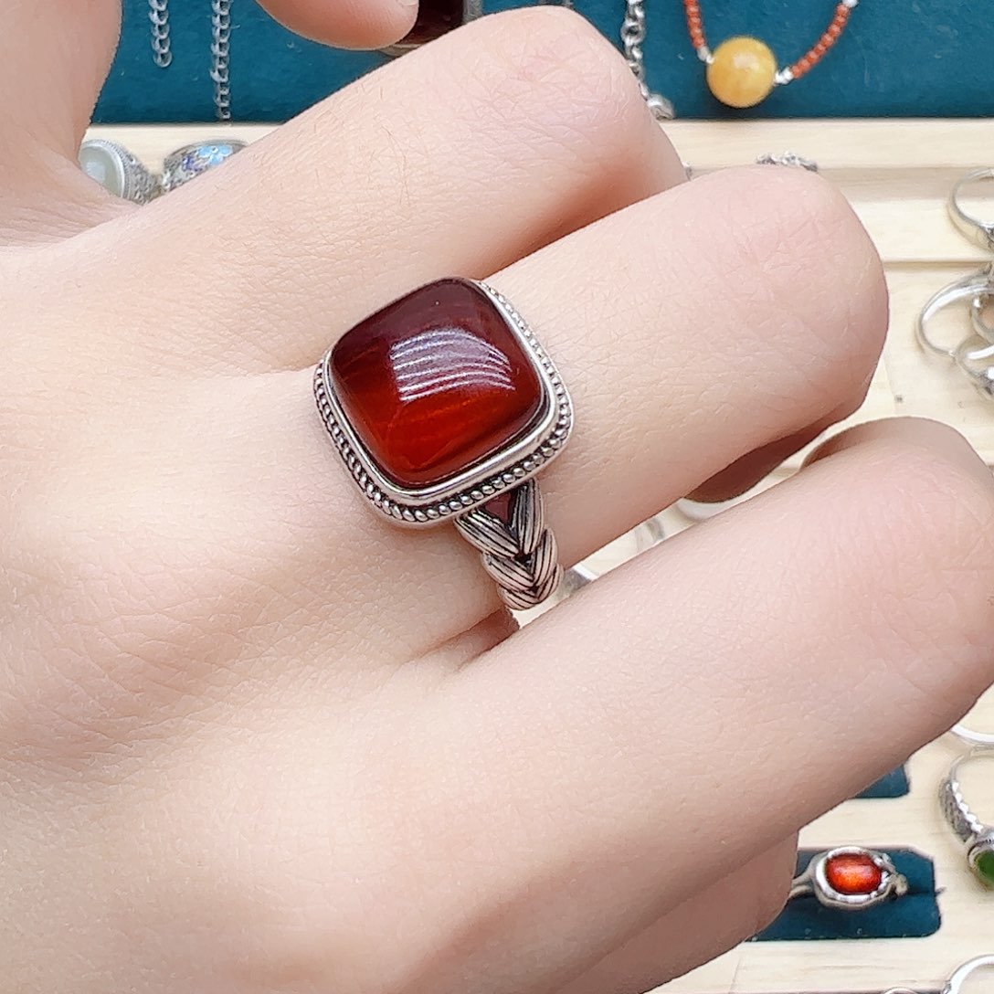 血珀戒指银S925镶嵌天然