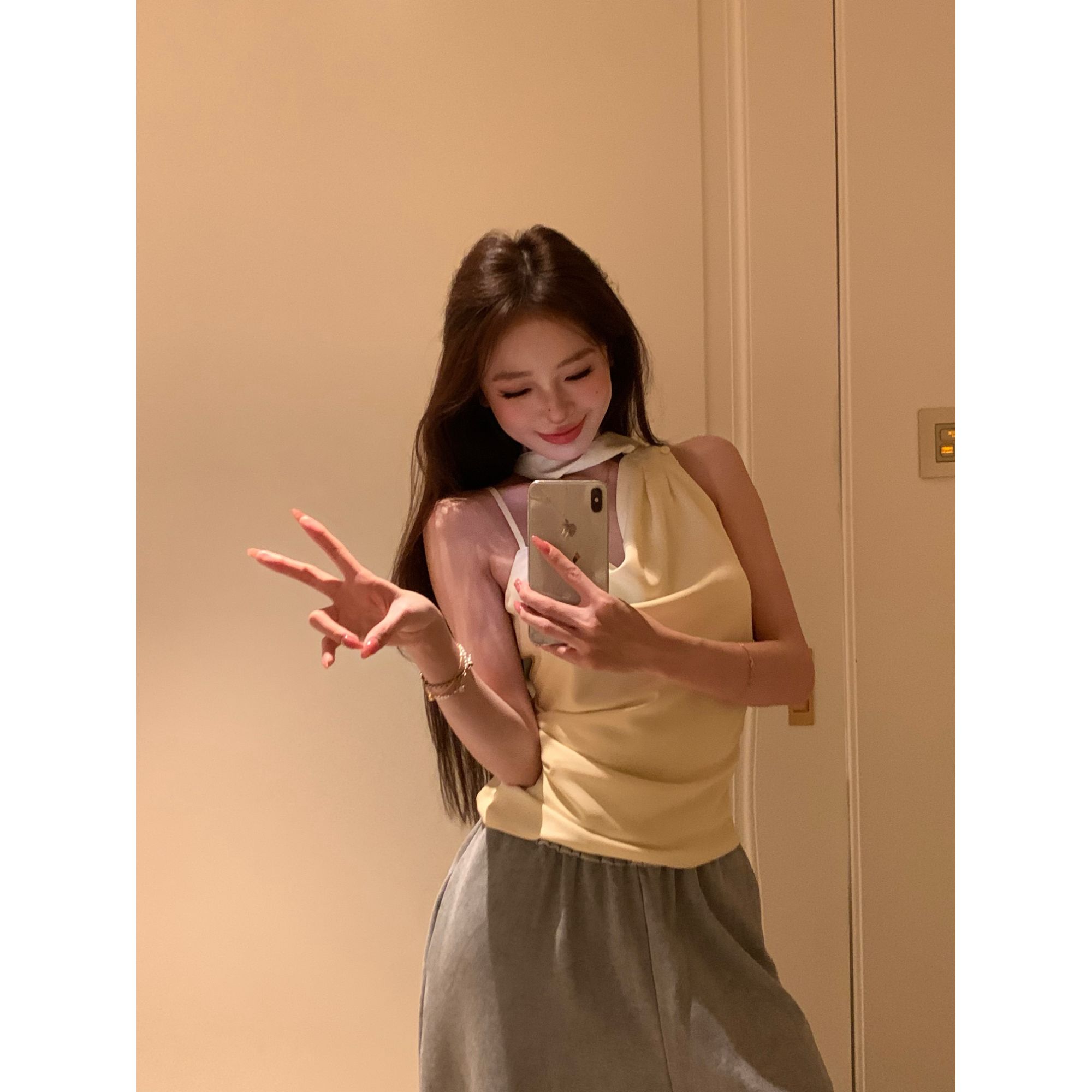 withmin白兔 夏之物语 夏季斜肩荡领挂脖飘带吊带百搭上衣2523506