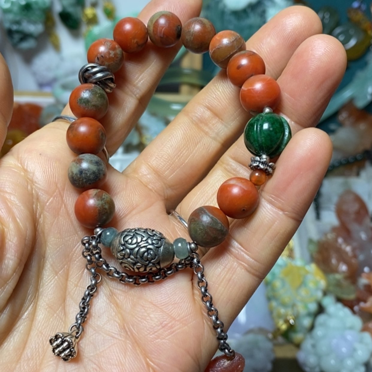 【闪购商品】翡翠吊坠(赠链)未镶嵌