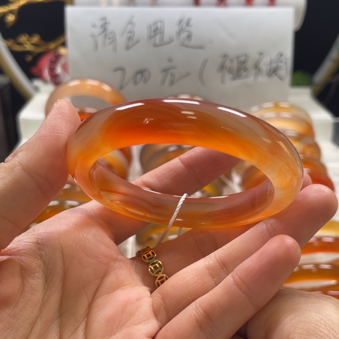 玛瑙/玉髓手镯未镶嵌幸***子