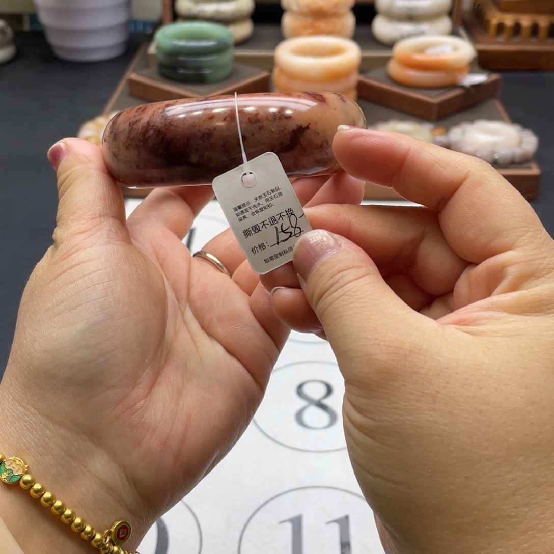 有***猫石英岩玉未镶嵌手镯