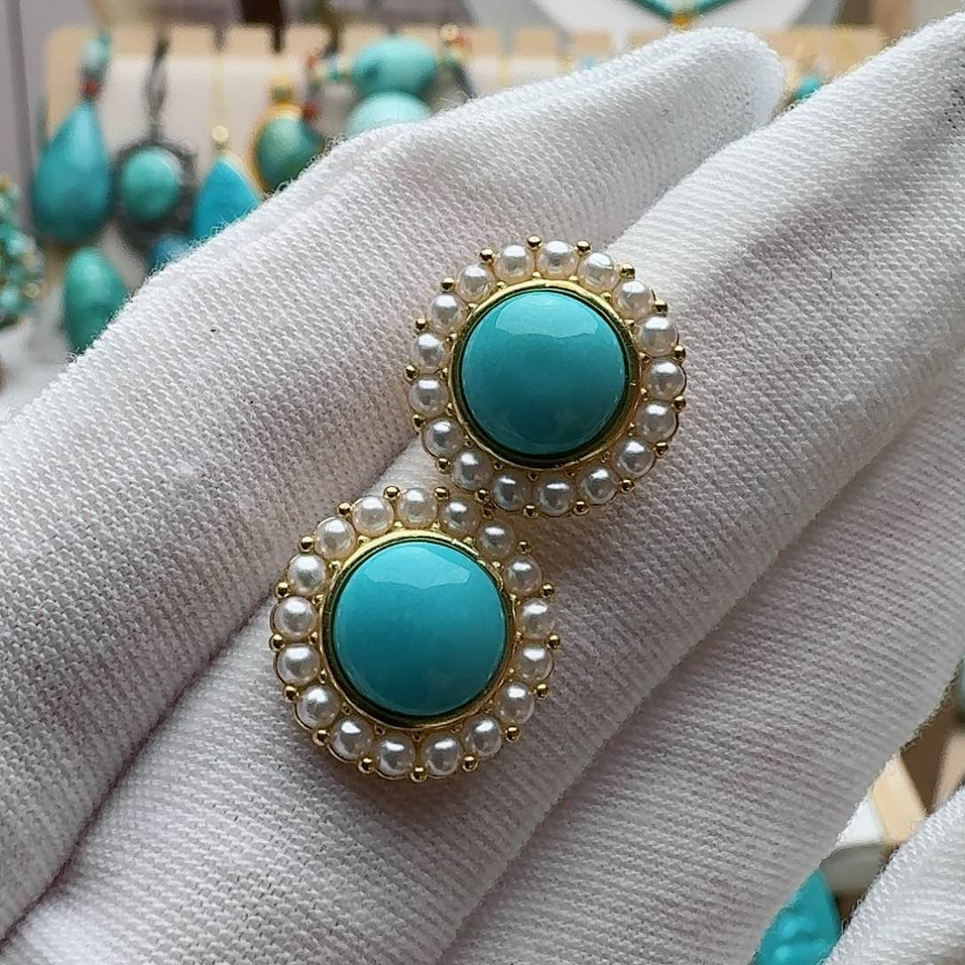 绿松石配饰未镶嵌