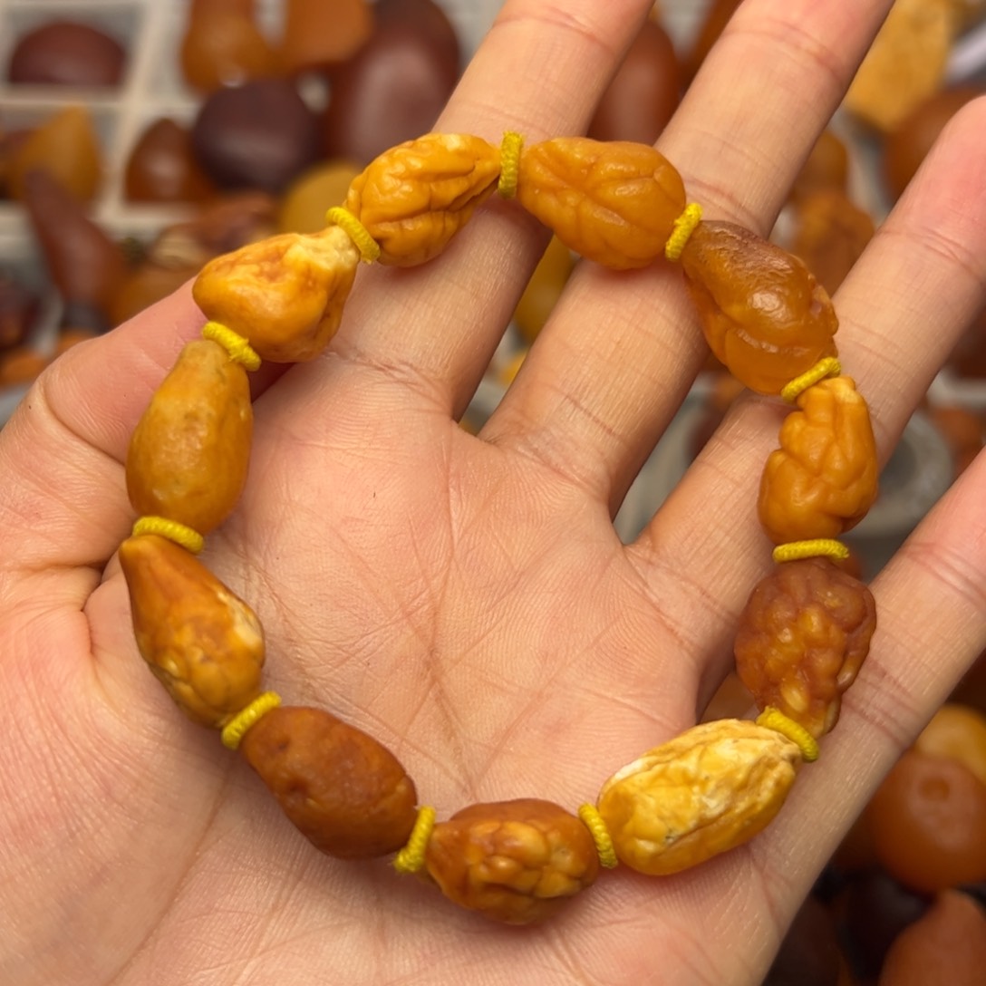 琥珀裸石未镶嵌天然蜜蜡