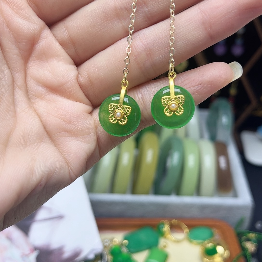 翡翠未镶嵌耳饰耳饰