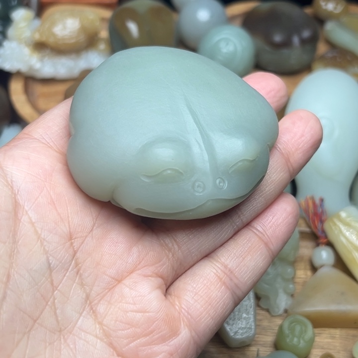 颈饰未镶嵌和田玉宝**~