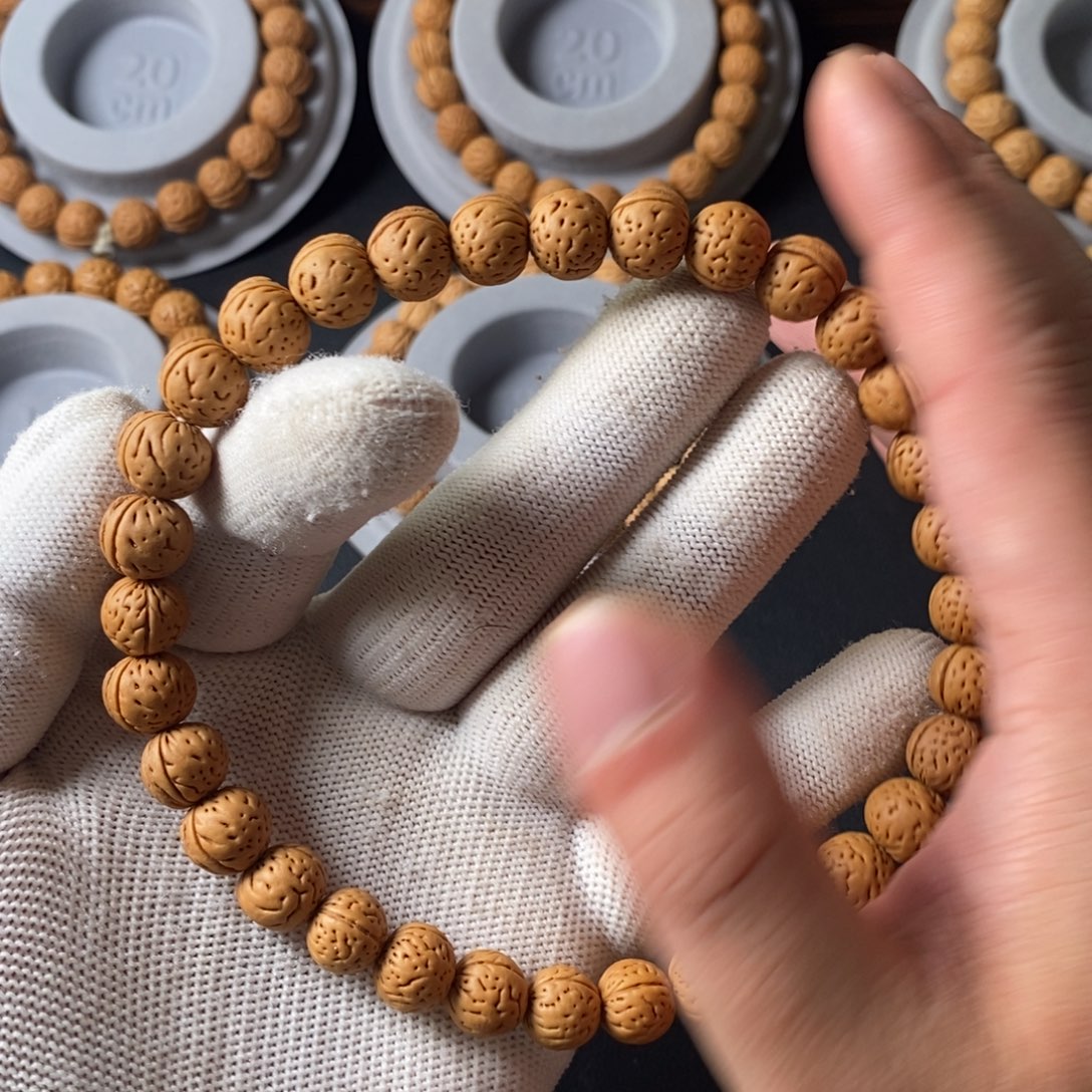 阿***利磊落出品330红红火火