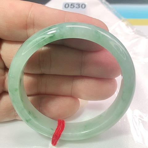 翡翠手镯未镶嵌0530号
