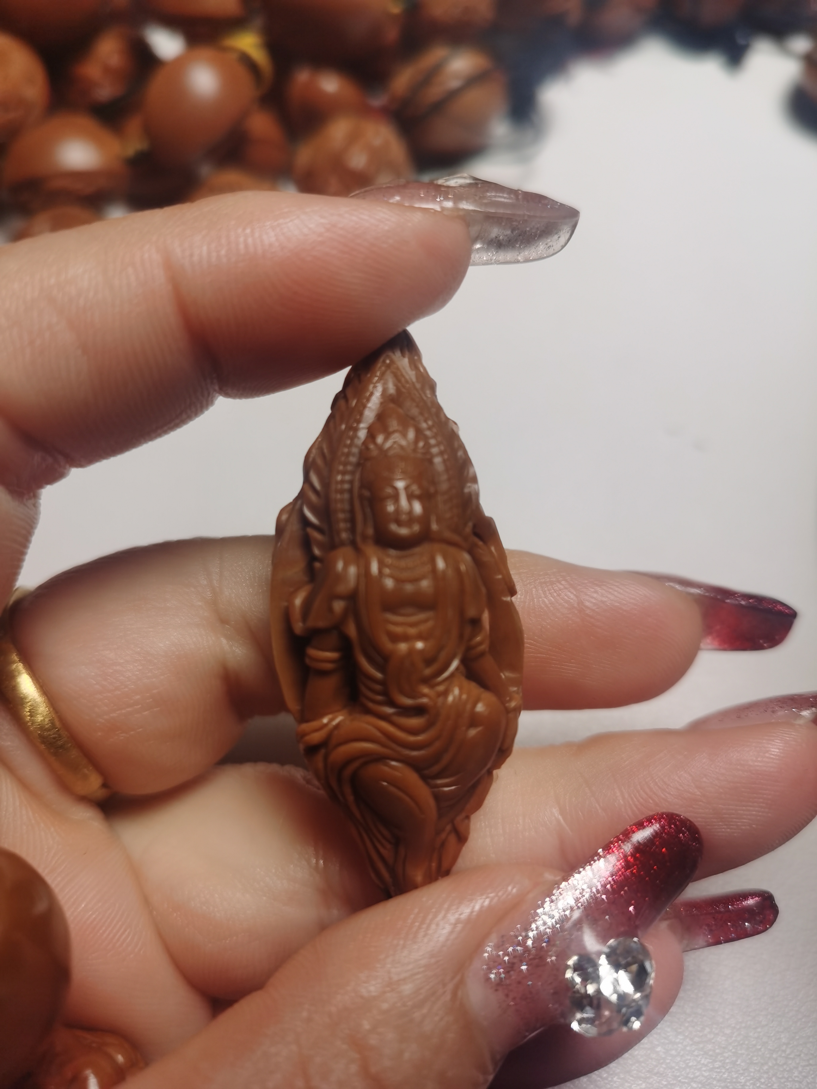 橄榄核雕刻橄榄核