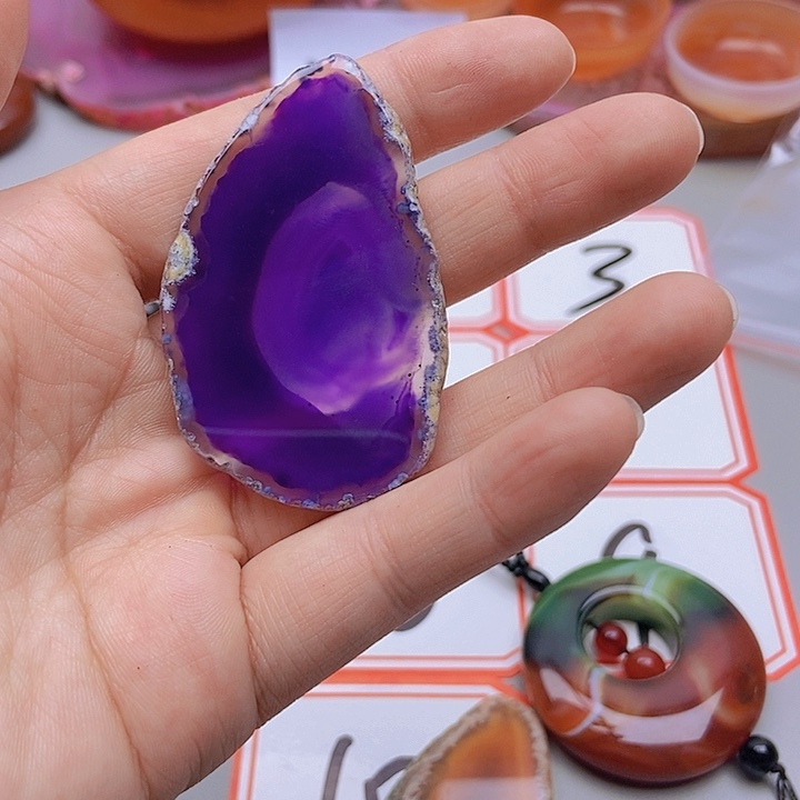 【闪购商品】玛瑙/玉髓珠宝半成品未镶嵌人**火