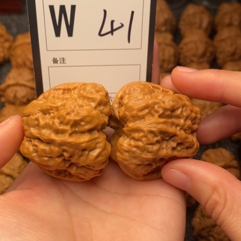 吊坠桃核我是第一百43