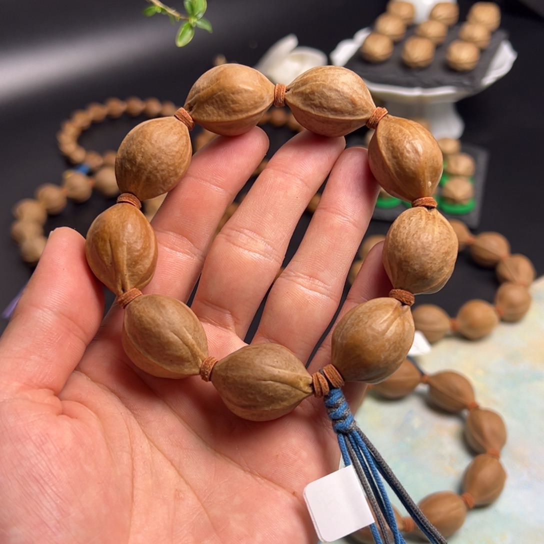 吊坠橄榄核梅林铁核2128