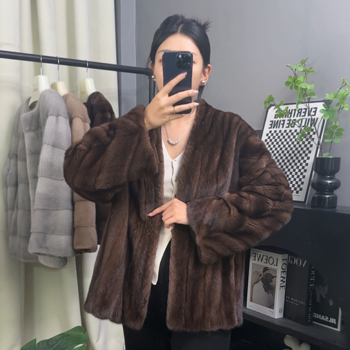 v领如愿貂 全抽气质优雅中长款 皮草外套