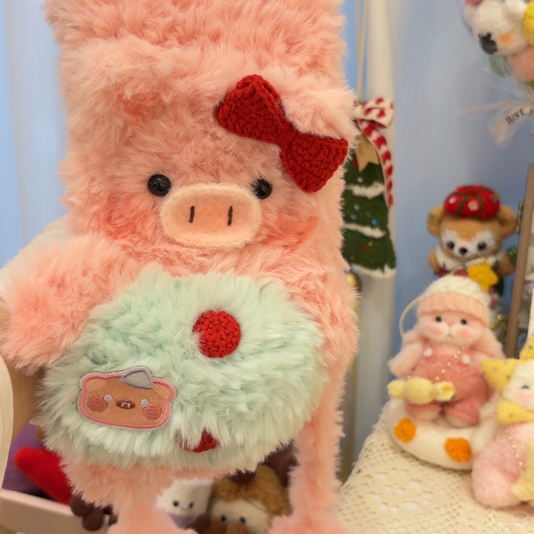 针织品小猪猪围巾一条