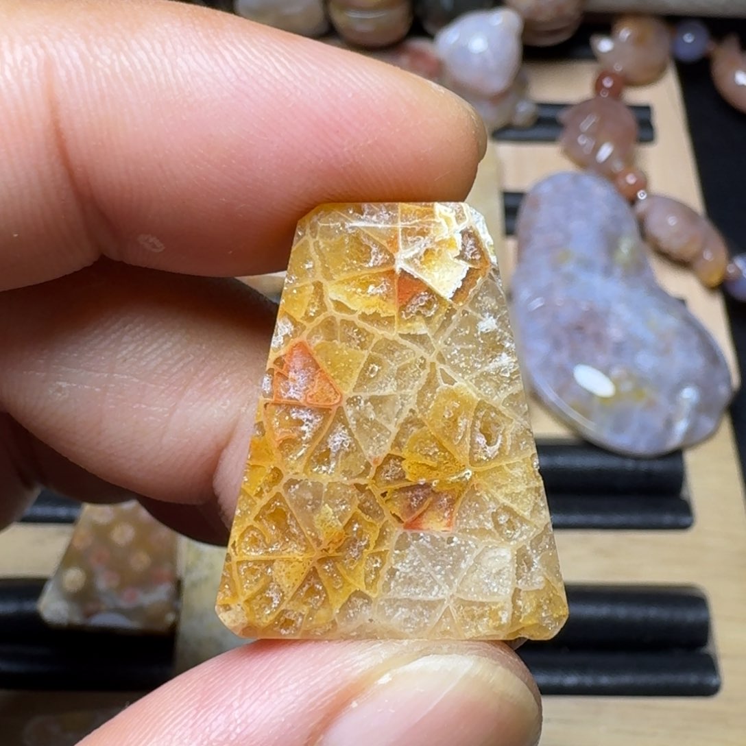 硅化玉纯天然色有机玉石保真色未镶嵌