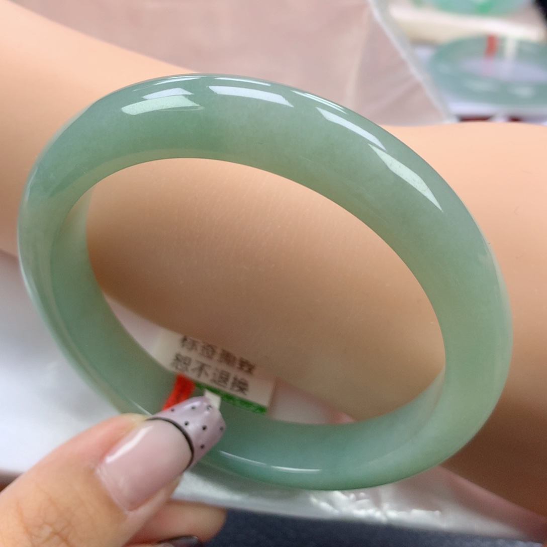 翡翠手镯未镶嵌63正