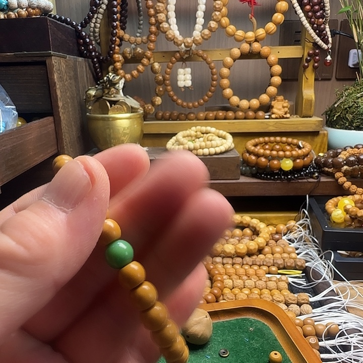 叫***人猴头核桃手串直切