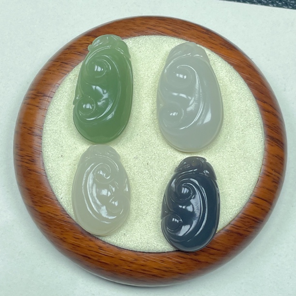 天然和田玉如意纯手工雕刻时尚精美挂件多样性发1