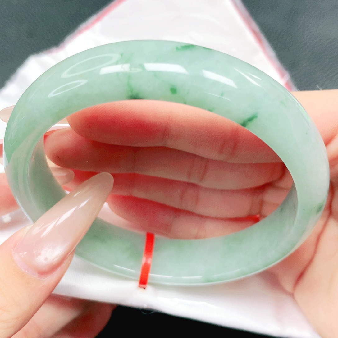 翡翠未镶嵌手镯62.63