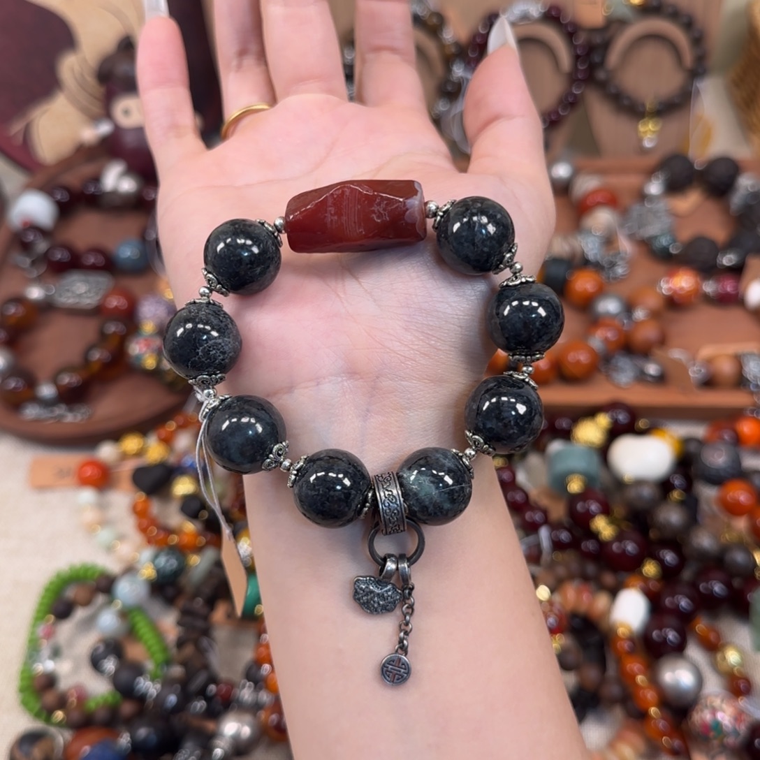 谷***木质非金属手串手串手串手串