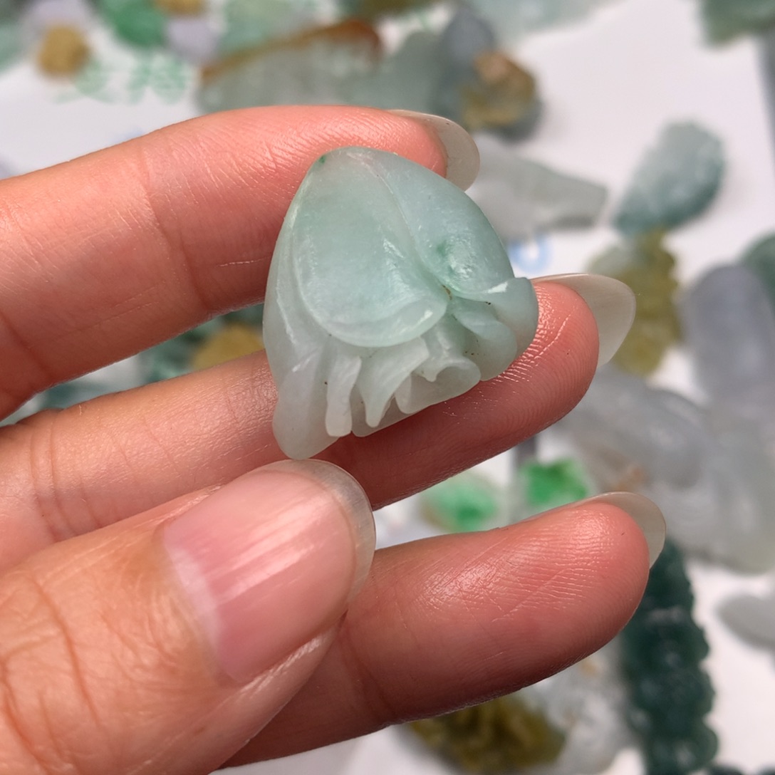 定制翡翠未镶嵌翡翠