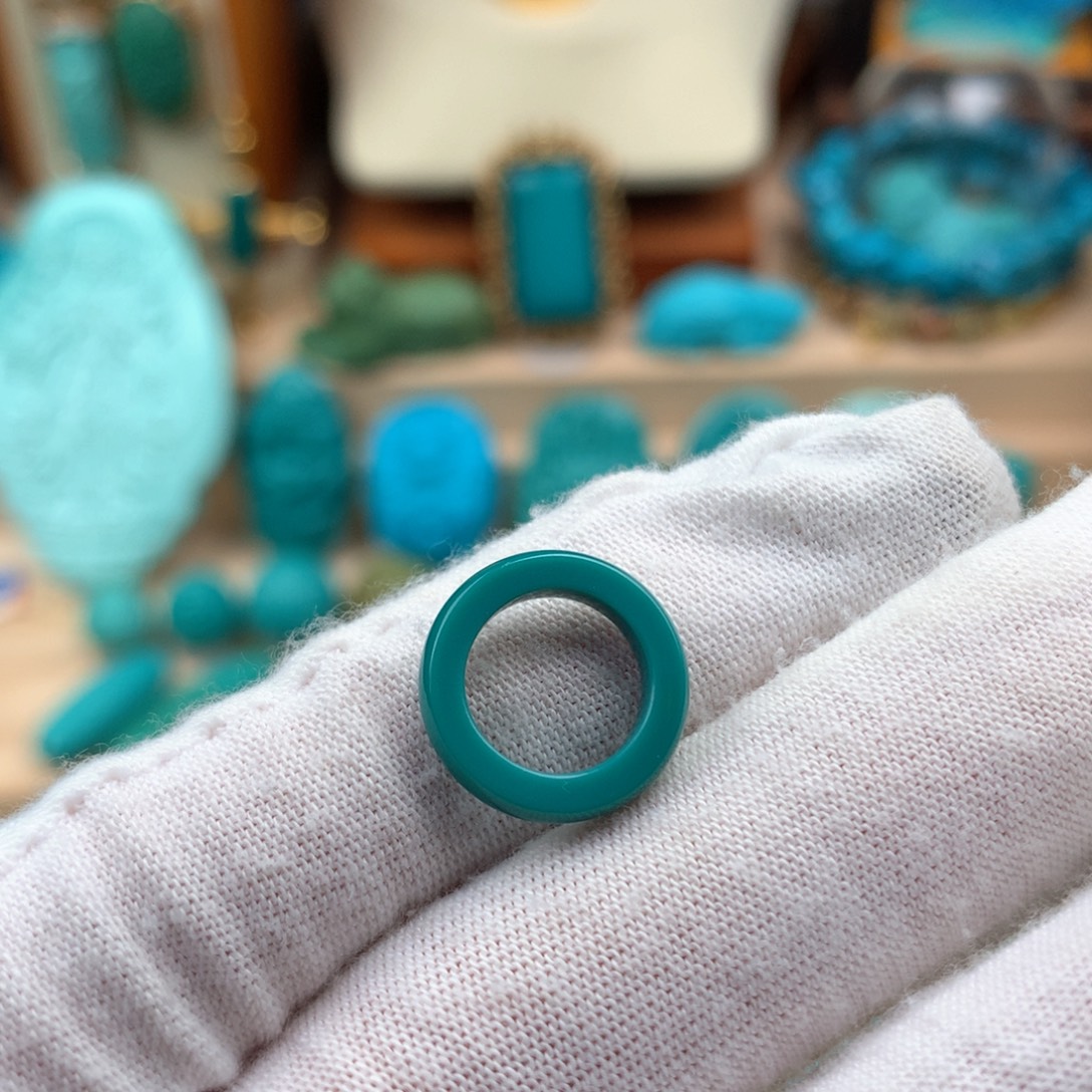 绿松石未镶嵌跑环9.5