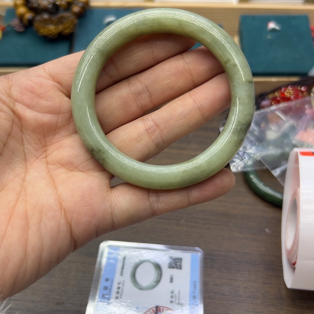 和田玉未镶嵌手镯56.5圈围190