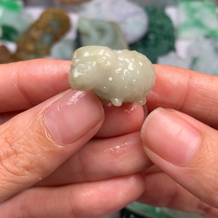 定制翡翠未镶嵌翡翠