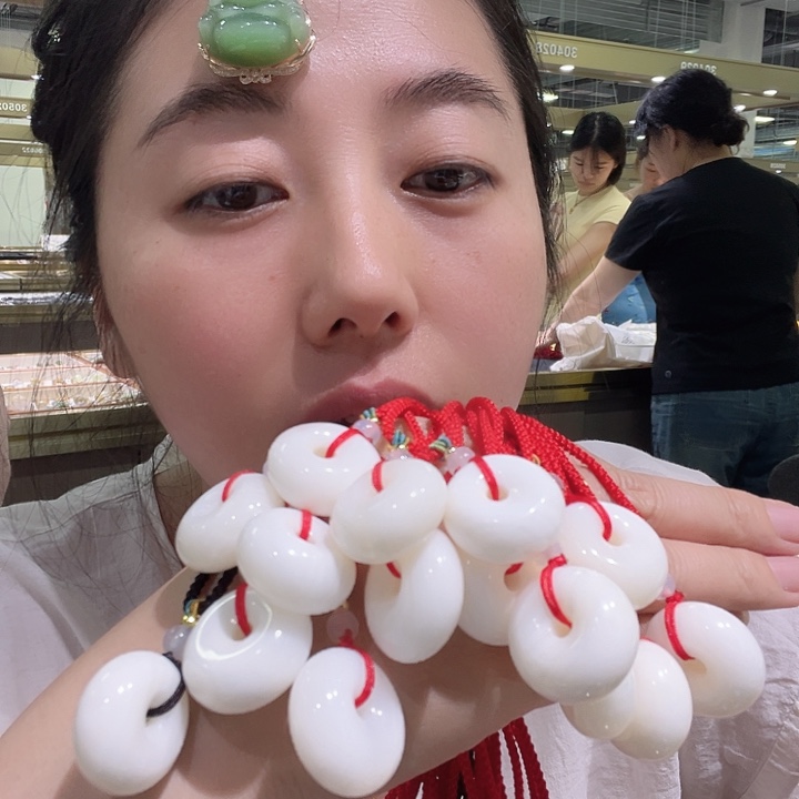 南红玛瑙未镶嵌颈饰