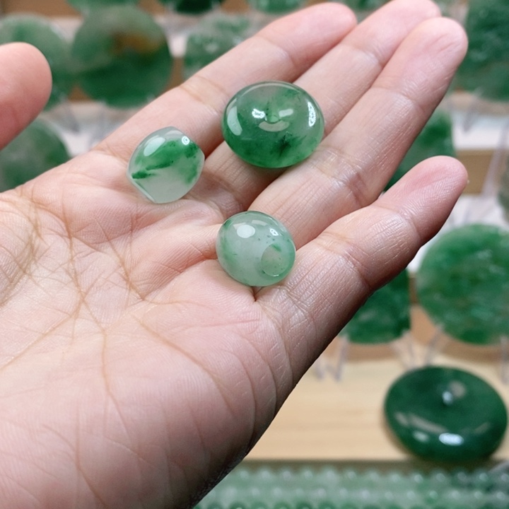 未镶嵌石英质玉珠宝半成品睿**羅非洲翠