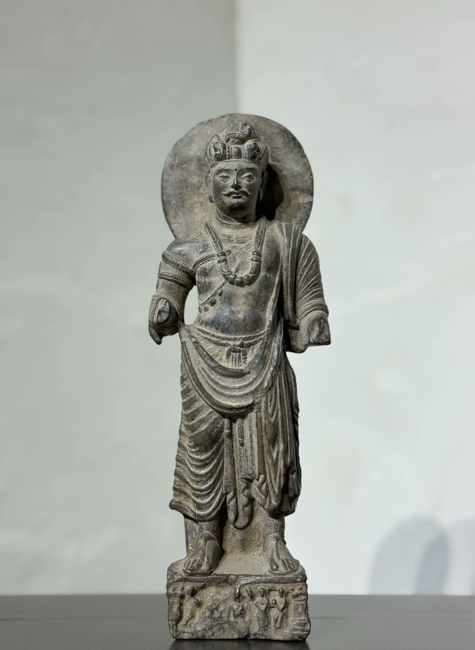 灰色片岩犍陀罗佛像高28厘米创意雕刻禅意工艺品雕塑