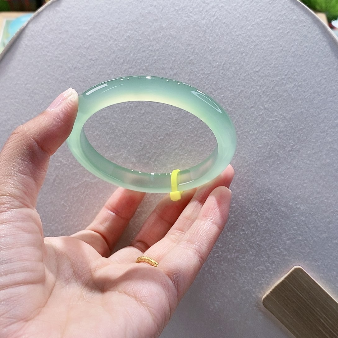 玛瑙/玉髓手镯未镶嵌58.8