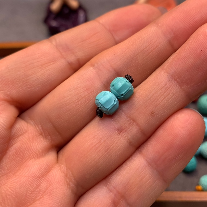 绿松石颈饰未镶嵌涵