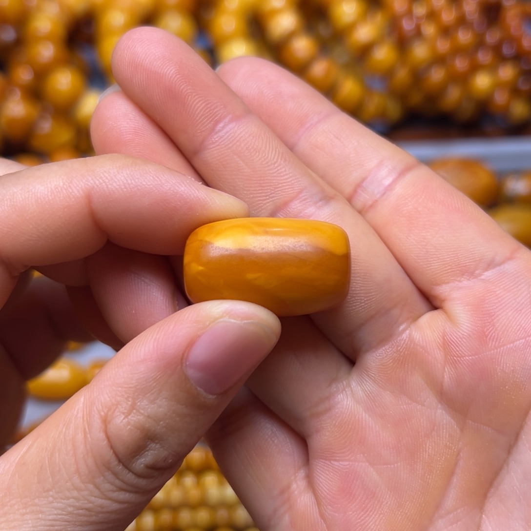 琥珀未镶嵌吊坠(不含链)