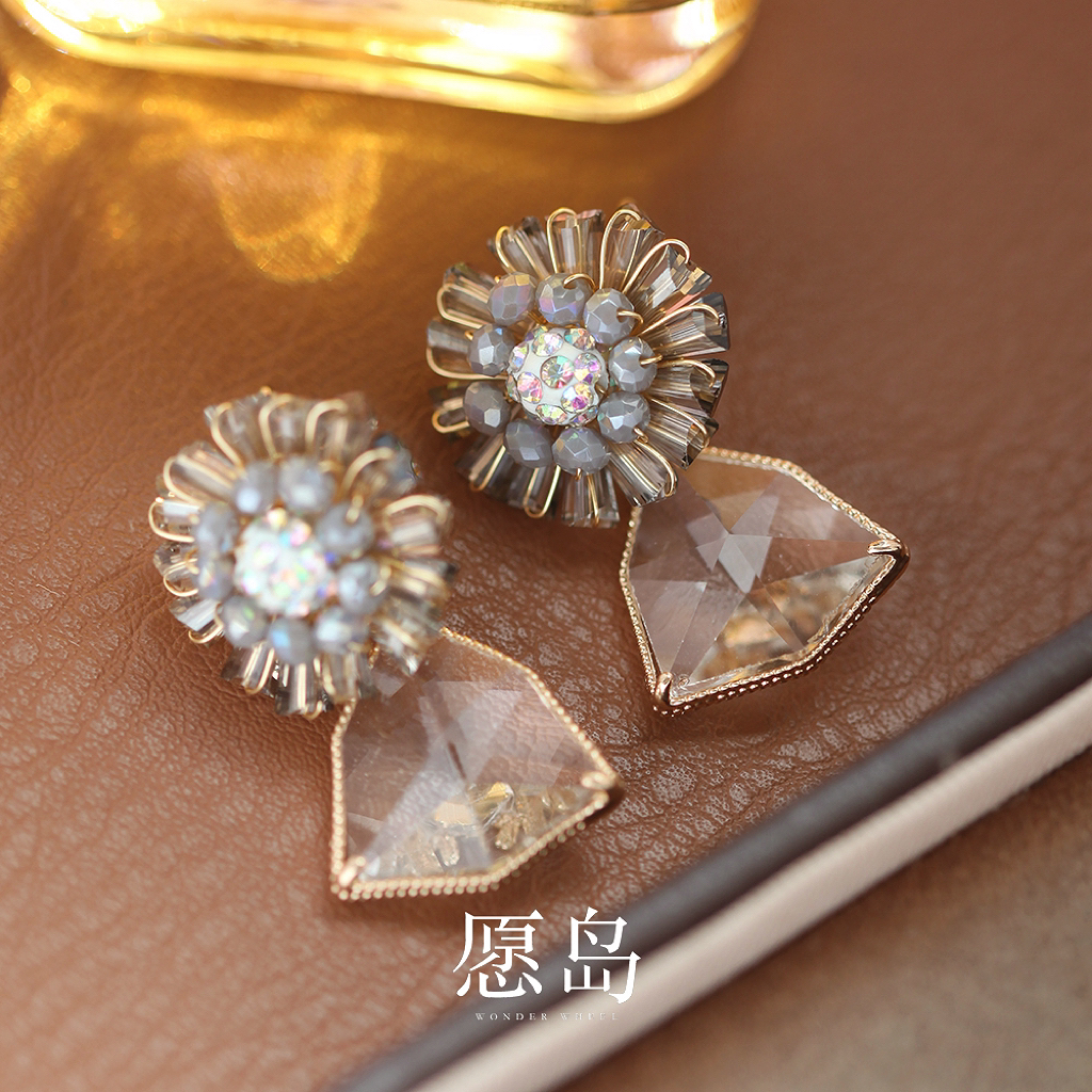 愿岛 黄铜合成锆石耳饰 法式气质个性小众立体切面锆石耳钉EH2365