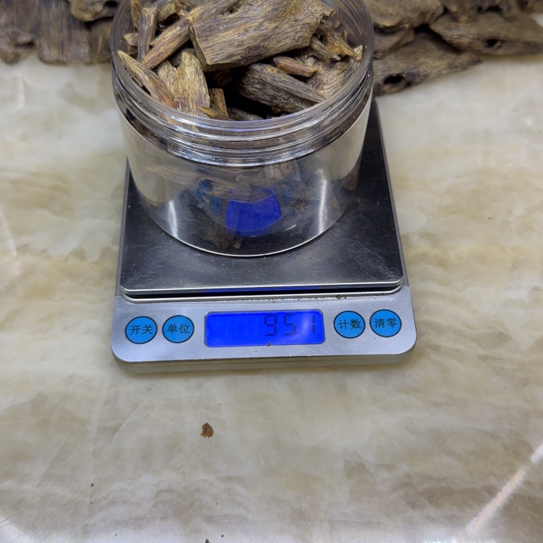 线香金莎叶块料95克