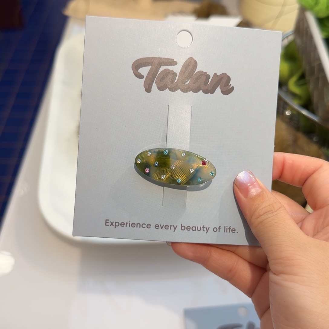 稚***心皮质非金属绿色烫钻1个