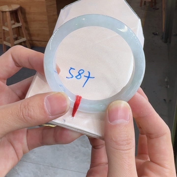 翡翠手镯未镶嵌纯天然缅甸翡翠A货买断